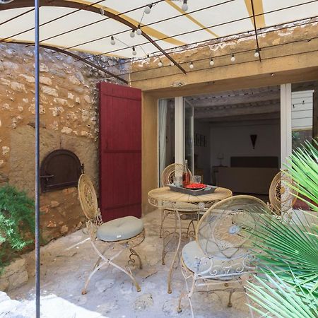 Bed and Breakfast La Louviere Des Bruyeres Robion en Luberon Номер фото