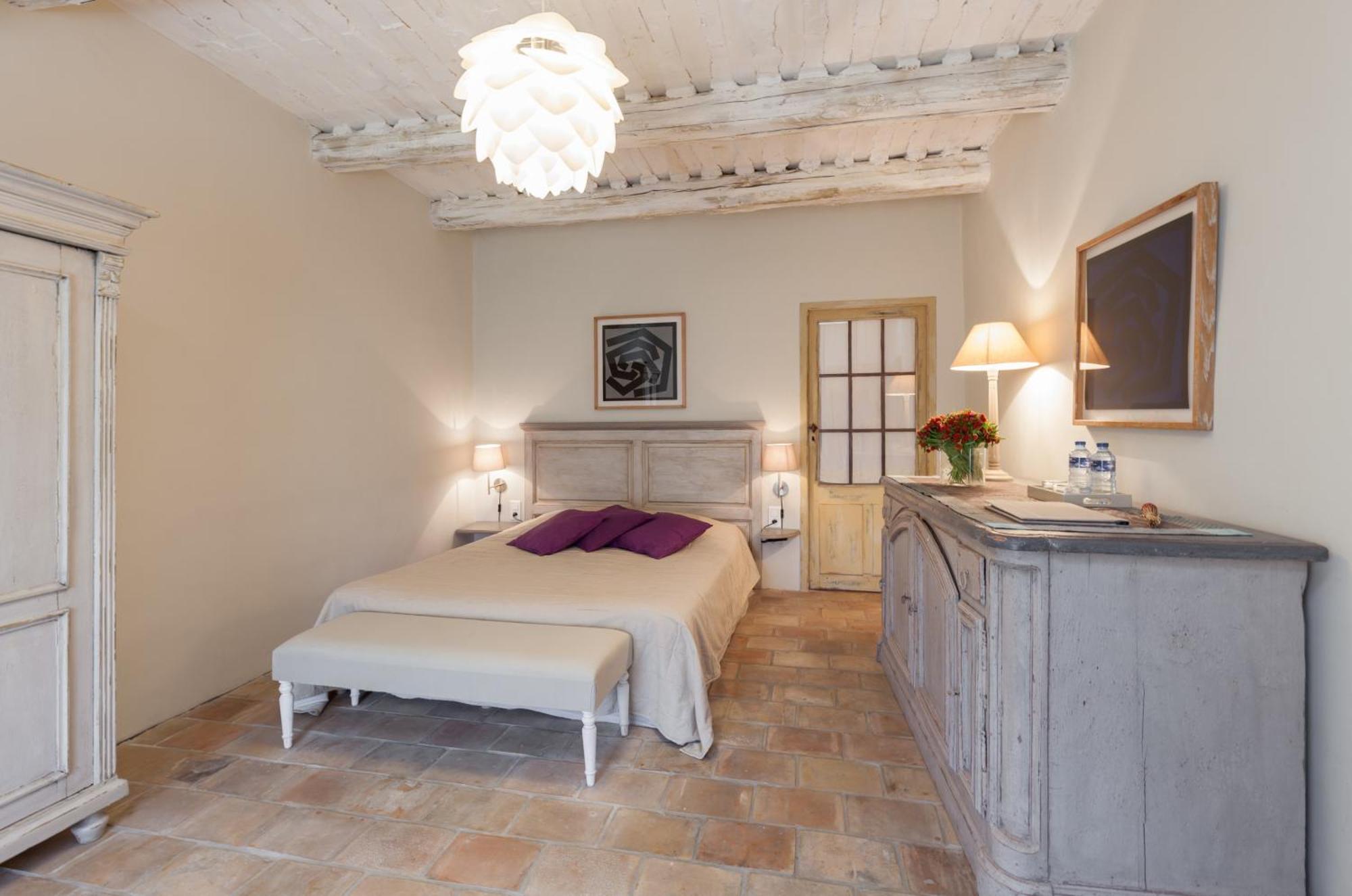 Bed and Breakfast La Louviere Des Bruyeres Robion en Luberon Номер фото