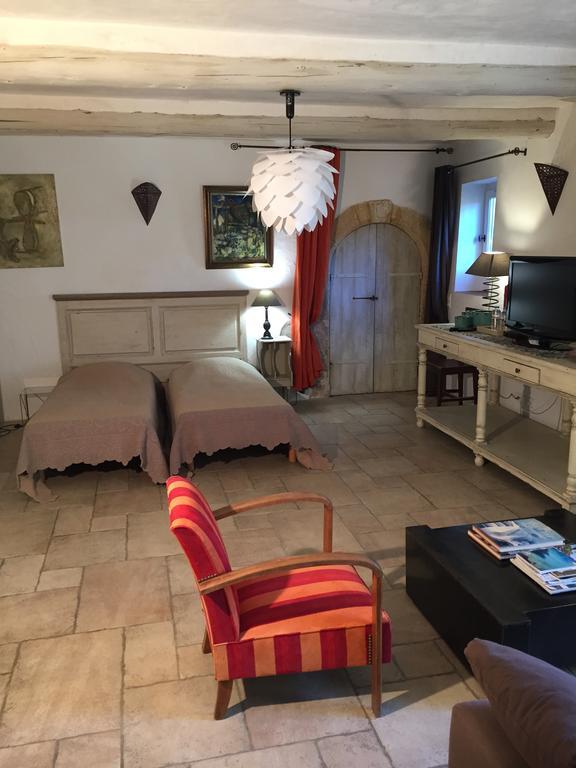 Bed and Breakfast La Louviere Des Bruyeres Robion en Luberon Экстерьер фото